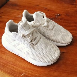 Adidas kids sneakers white toddler 6